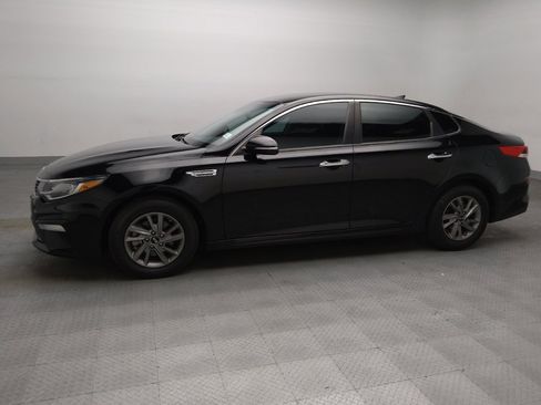 Used 2020 Kia Optima LX FWD image 2
