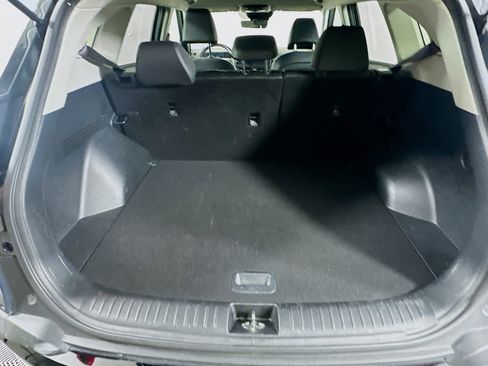 Used 2025 Kia Seltos S image 27