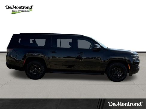 New 2025 Jeep Wagoneer L Series II w/ Convenience Group I image 4