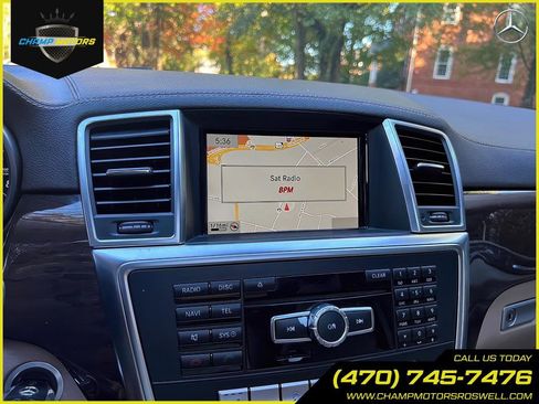 Used 2016 Mercedes-Benz GL 450 4MATIC image 28