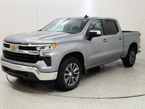 Used 2023 Chevrolet Silverado 1500 LT image 3