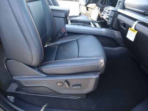 New 2026 Ford F250 Lariat w/ Black Appearance Package AWD/4WD image 14
