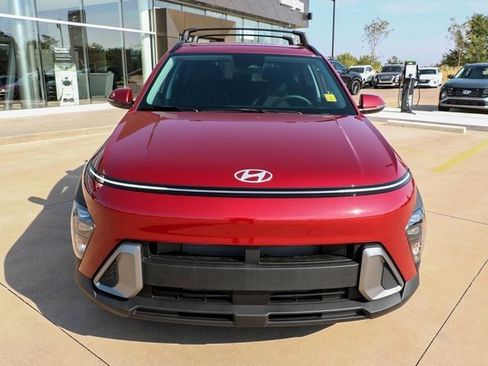 New 2025 Hyundai Kona SEL image 8