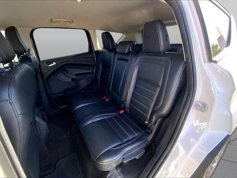 Used 2019 Ford Escape Titanium FWD image 21