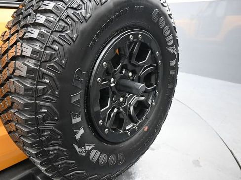 Used 2021 Ford Bronco Wildtrak image 21