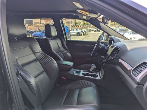 Used 2019 Jeep Grand Cherokee Trackhawk AWD/4WD image 28