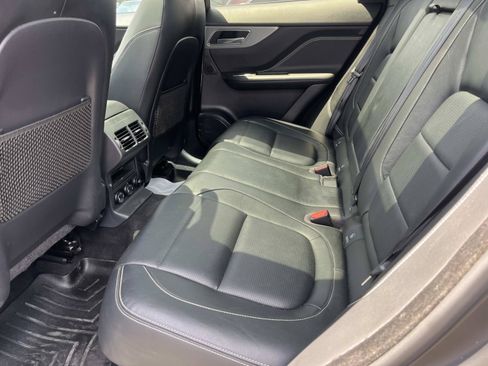 Used 2020 Jaguar F-PACE S AWD/4WD image 17