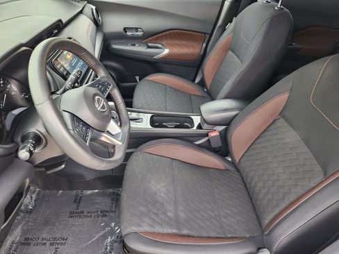 Used 2023 Nissan Kicks SR FWD image 4
