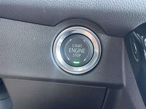 New 2026 Chevrolet Traverse LT FWD image 15
