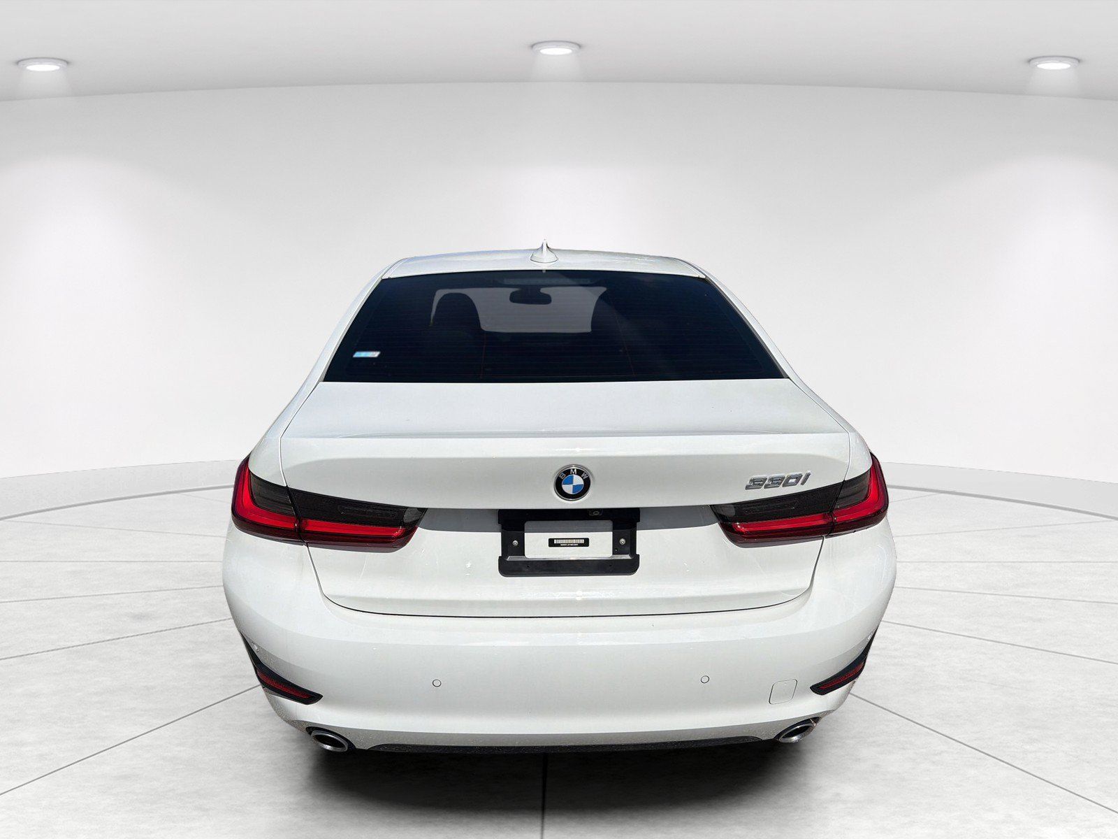 Used 2022 BMW 330i Sedan w/ Driving Assistance Package RWD image 5