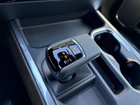 New 2026 Chevrolet Silverado 1500 High Country w/ Technology Package AWD/4WD image 77