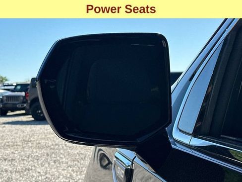 Used 2022 GMC Yukon SLE AWD/4WD image 7