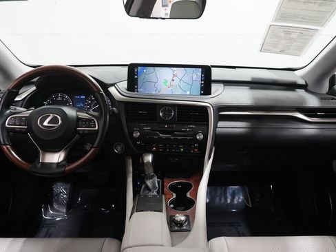 Used 2021 Lexus RX 350L Premium w/ Premium Package image 17