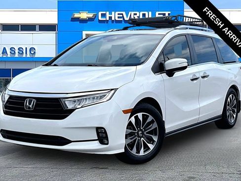 Used 2022 Honda Odyssey EX-L image 2