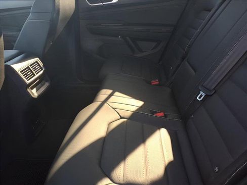 New 2026 Volkswagen Atlas Cross Sport SEL R-Line image 13