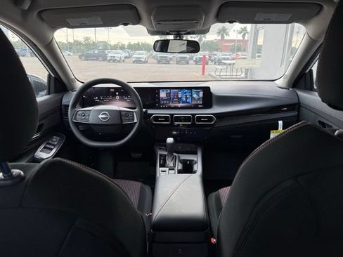 New 2026 Nissan Sentra SR w/ Floor Mat Package FWD image 26