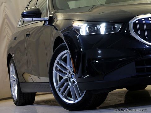 Certified 2024 BMW 530i xDrive w/ Convenience Package image 4