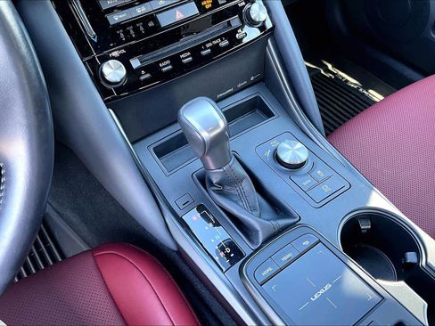 Used 2022 Lexus IS 300 image 17