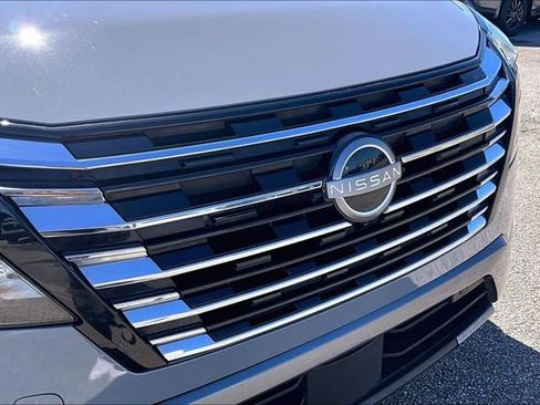 Certified 2025 Nissan Rogue SL image 32