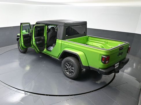 New 2026 Jeep Gladiator Sport image 58