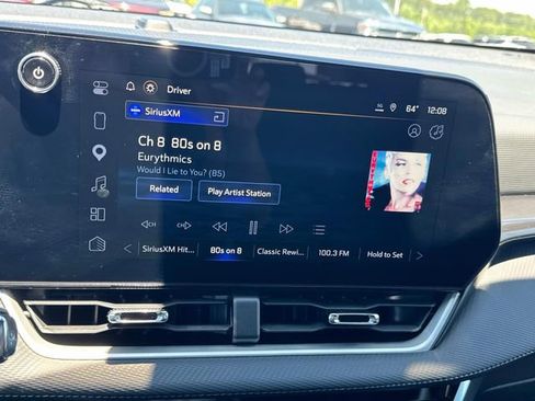 Used 2025 Chevrolet Equinox LT w/ Safety and Technology Package FWD image 36