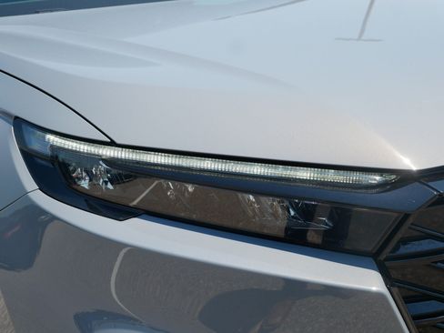 Certified 2024 Honda CR-V Sport image 16