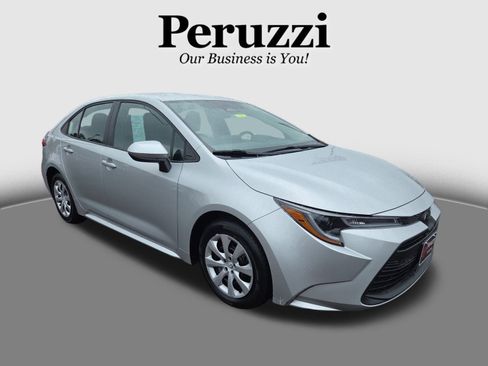 Certified 2024 Toyota Corolla LE image 1