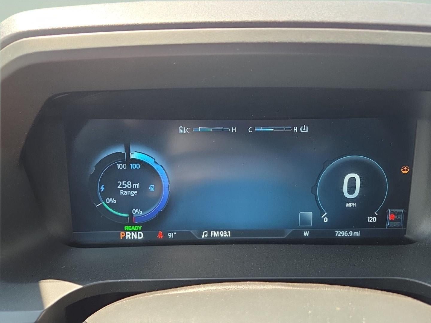 New 2025 Ford F150 Lightning Flash AWD/4WD image 11