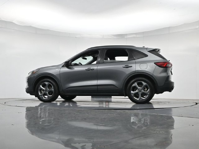 Certified 2025 Ford Escape ST-Line FWD image 40