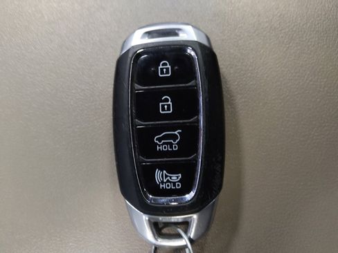 Used 2019 Hyundai Santa Fe SEL image 32