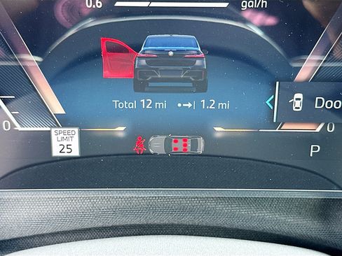 New 2026 BMW 740i w/ Premium Package image 9