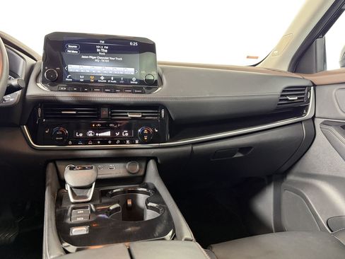 Used 2023 Nissan Rogue SL w/ SL Premium Package FWD image 28