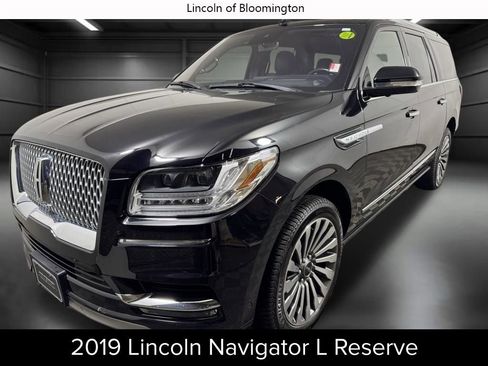 Used 2019 Lincoln Navigator L Reserve image 1