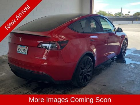 Used 2022 Tesla Model Y Performance AWD/4WD image 3