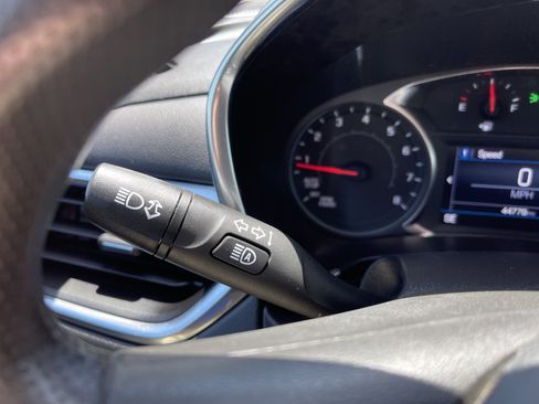 Used 2023 Chevrolet Equinox LT image 21