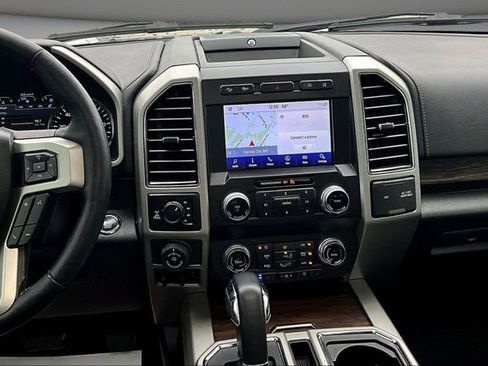 Used 2020 Ford F150 Lariat w/ Equipment Group 502A Luxury AWD/4WD image 10