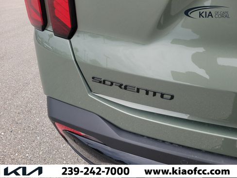 New 2026 Kia Sorento SX Prestige w/ Olive Brown Leather Package AWD/4WD image 9