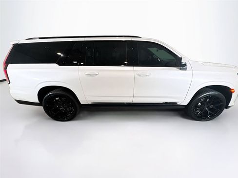 Used 2023 Cadillac Escalade ESV Sport Platinum w/ LPO, ONYX Package AWD/4WD image 36