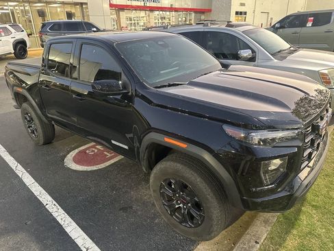 Used 2024 GMC Canyon Elevation w/ Convenience Package image 3