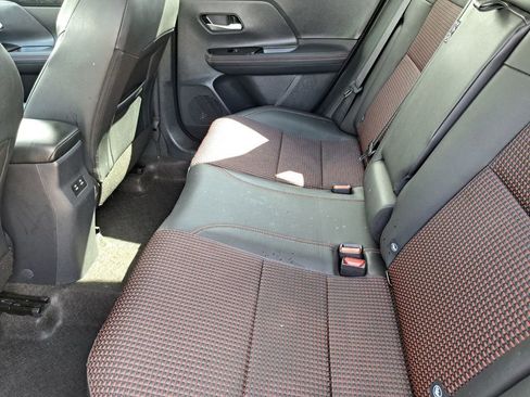 Used 2025 Nissan Kicks SR AWD/4WD image 18