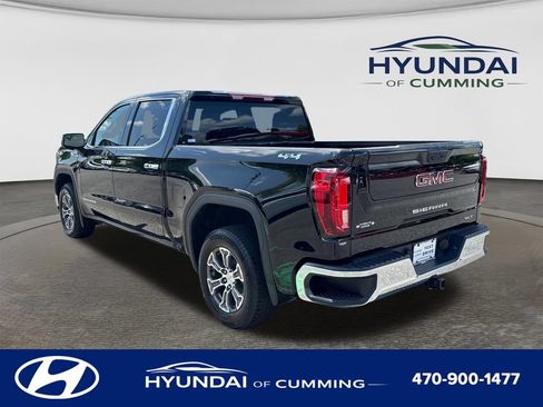 Used 2025 GMC Sierra 1500 SLT AWD/4WD image 5