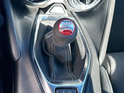 Used 2022 Chevrolet Camaro SS image 17