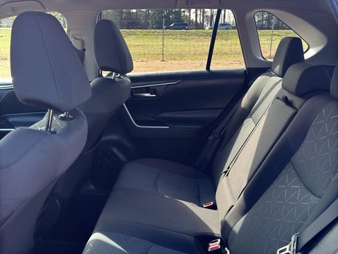 Used 2024 Toyota RAV4 XLE image 22