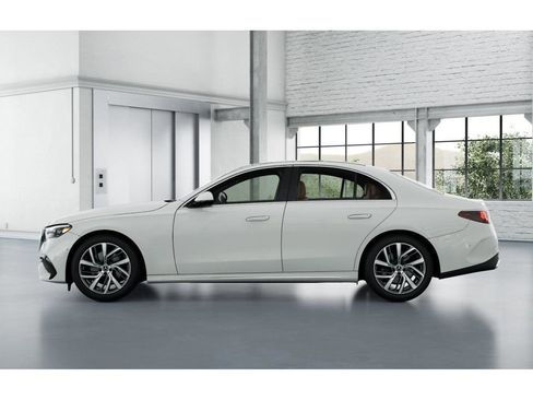 New 2026 Mercedes-Benz E 350 4MATIC Sedan image 34