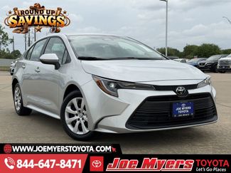 Used 2025 Toyota Corolla LE video 1