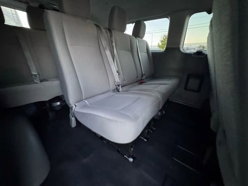 Used 2020 Nissan NV 3500 S image 15