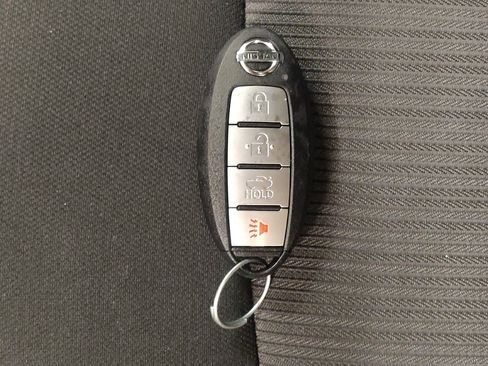 Used 2023 Nissan Sentra SV FWD image 32