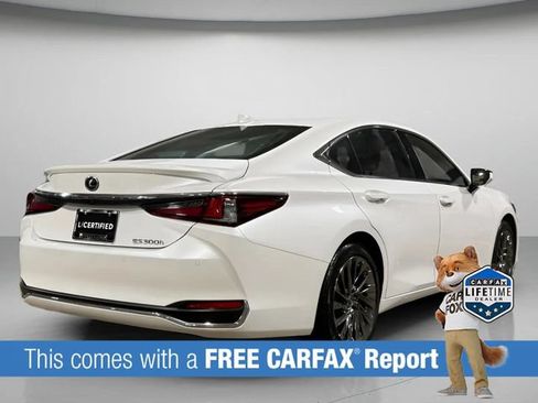 Used 2025 Lexus ES 300h Ultra Luxury w/ Accessory Package (Z2) FWD image 5