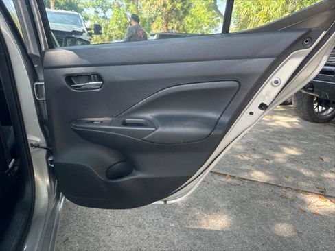 Used 2025 Nissan Versa SV FWD image 23