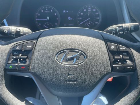 Used 2017 Hyundai Tucson SE AWD/4WD image 11